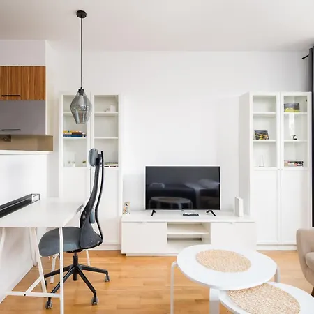 Urban Quiet Apartment